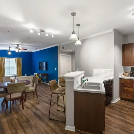 Charming 1Bd In Trendy West End Neighborhood Apartment